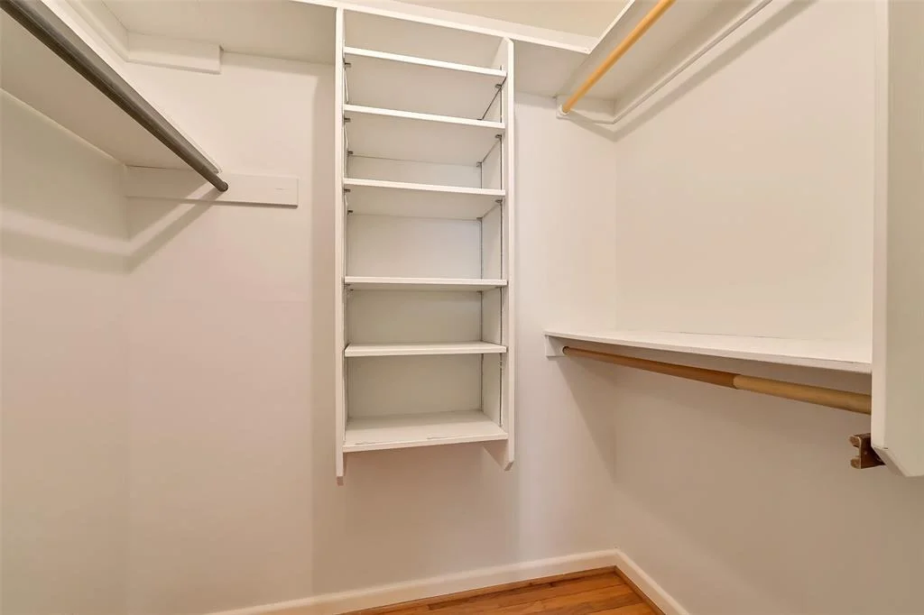 Photo of 5043 Redstart Street