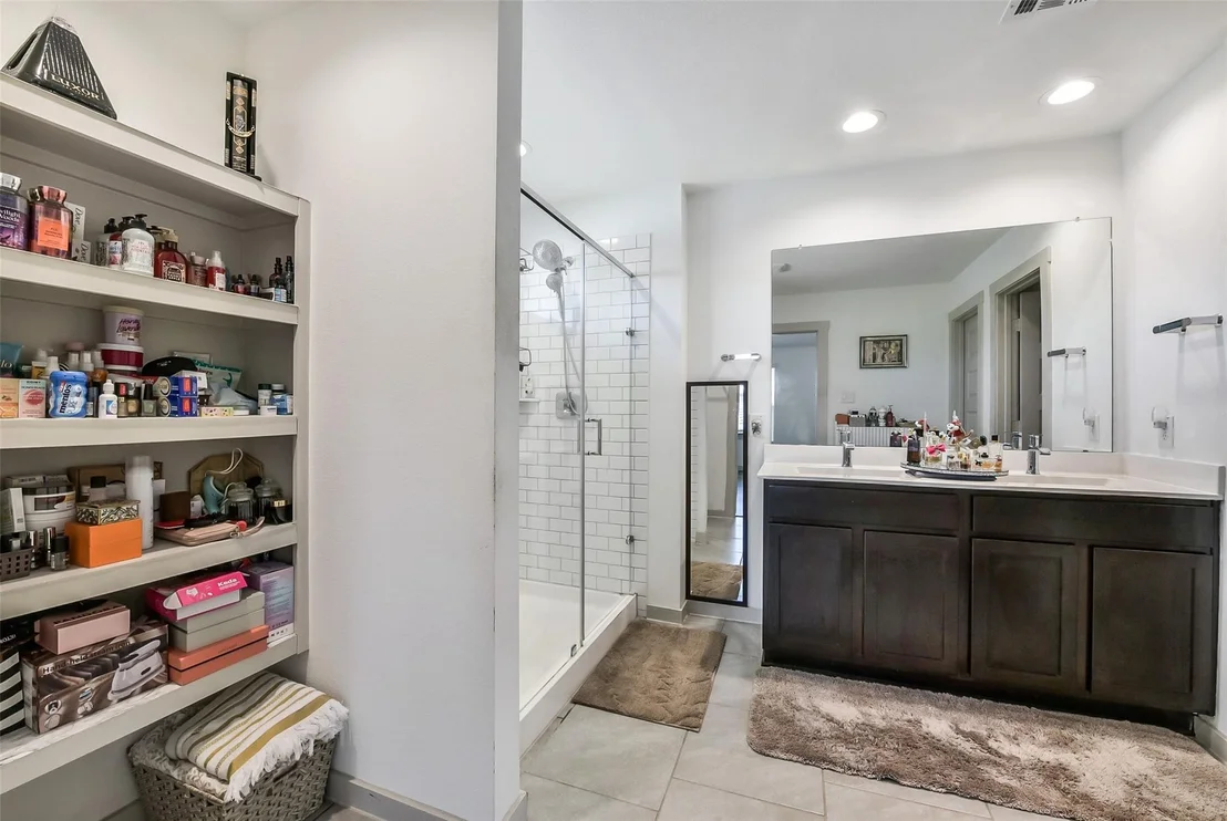 Photo of 7423 Ramsgate Cliff Lane