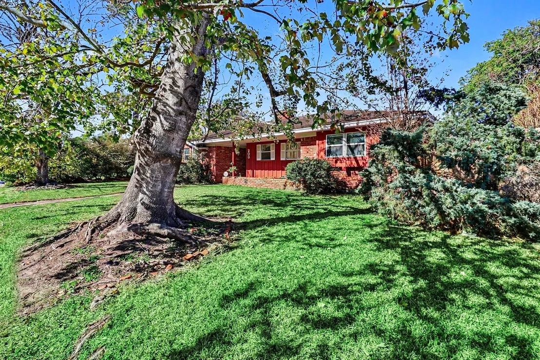 Photo of 203 Princess Drive