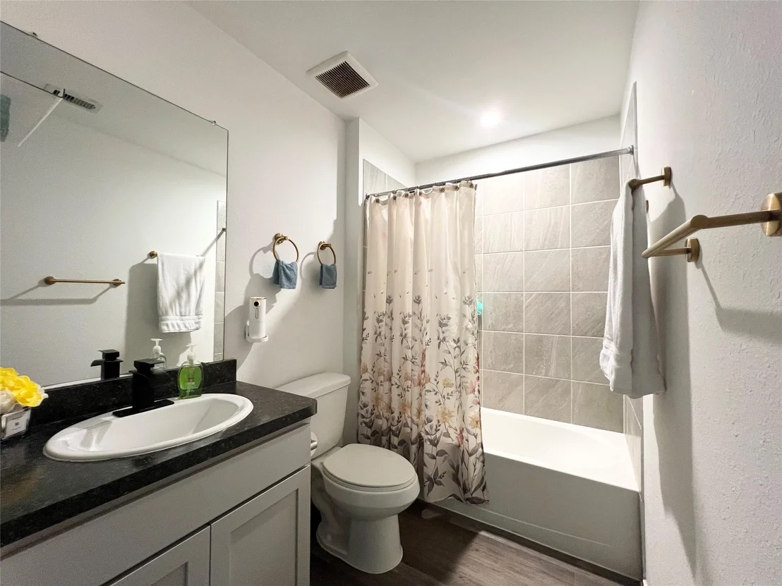 Photo of 5226 Castlebury Meadows Drive