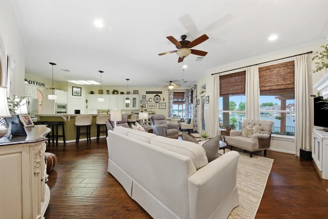 Photo of 13681 Lakeside Place Drive