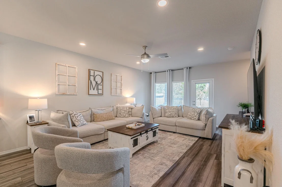 Photo of 9221 Inland Leather Lane