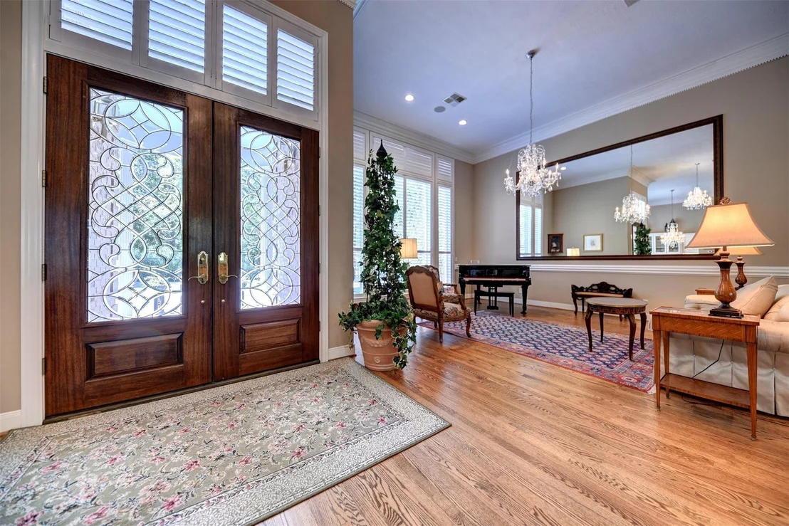 Photo of 851 Elm Drive