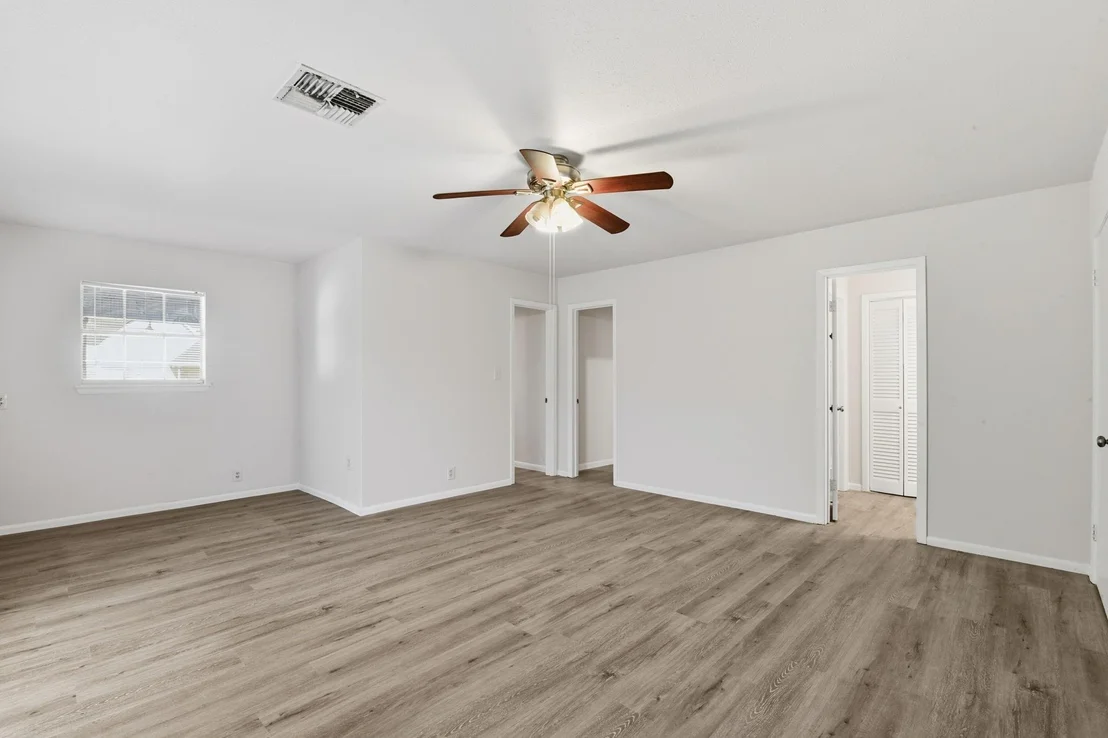Photo of 4103 Meadowbend Drive