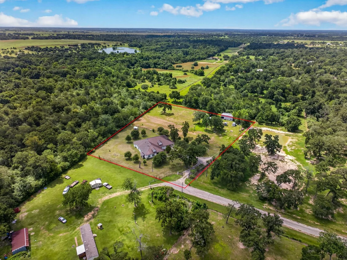 Photo of 39595 Bosque Road