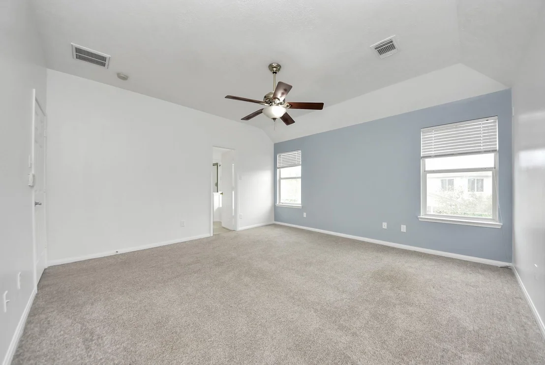 Photo of 7238 Foxshadows Lane