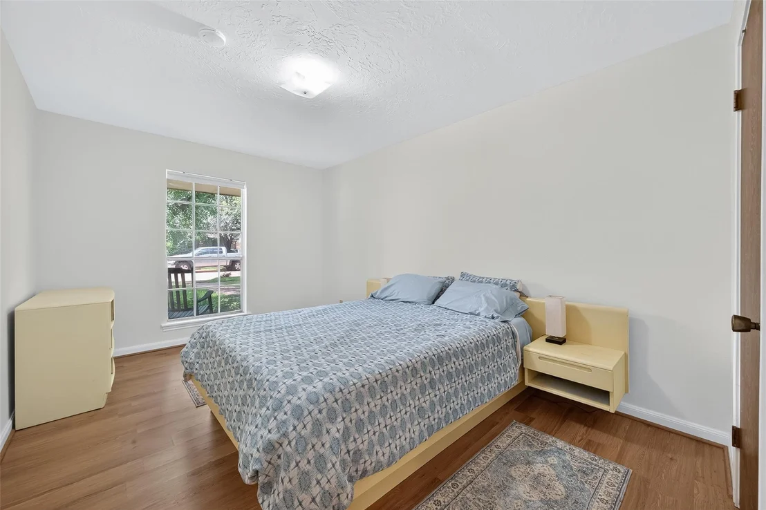 Photo of 9218 Rowan Lane