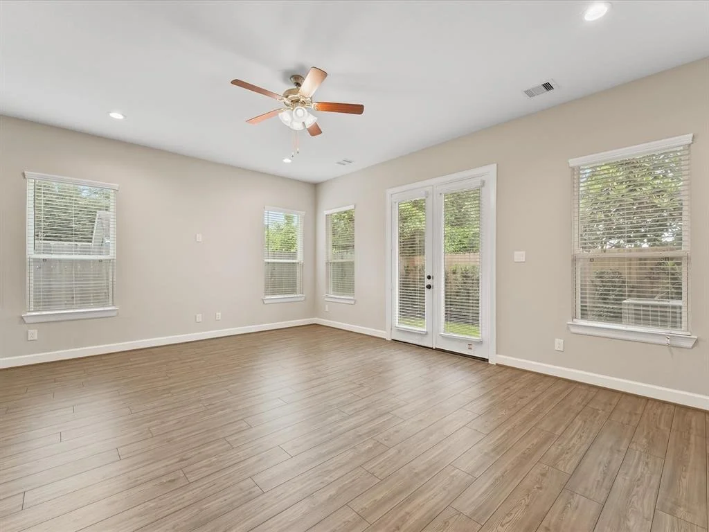 Photo of 1106 Adele Street