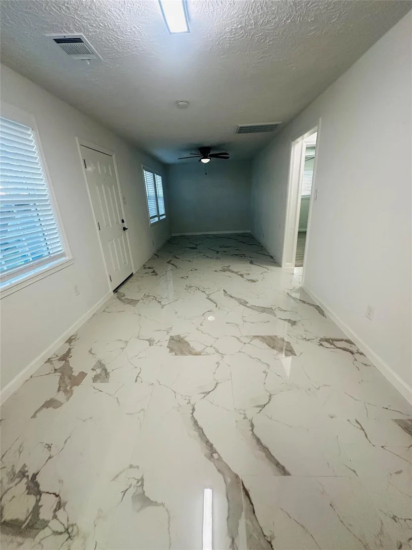 Photo of 2531 Walcott Lane