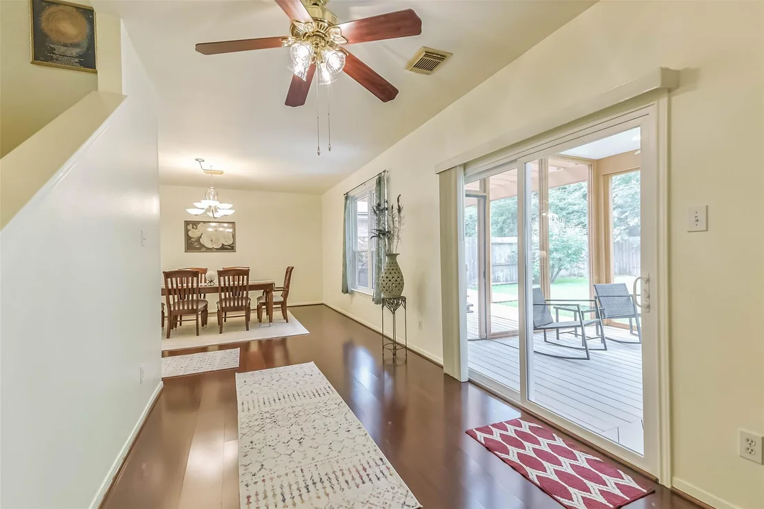 Photo of 21930 Willow Shadows Drive