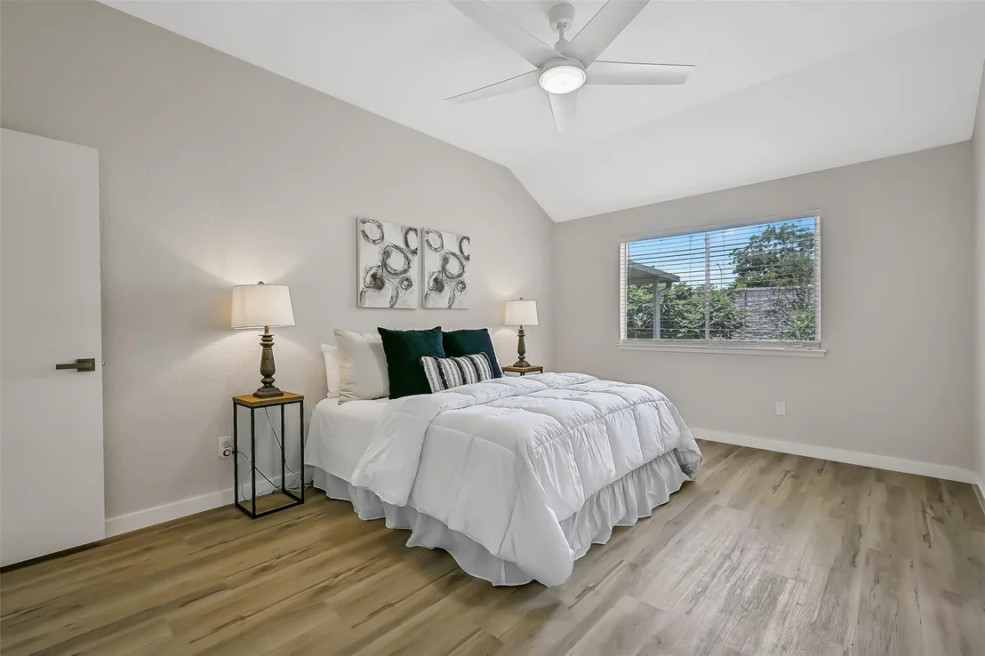 Photo of 3236 Lee Circle