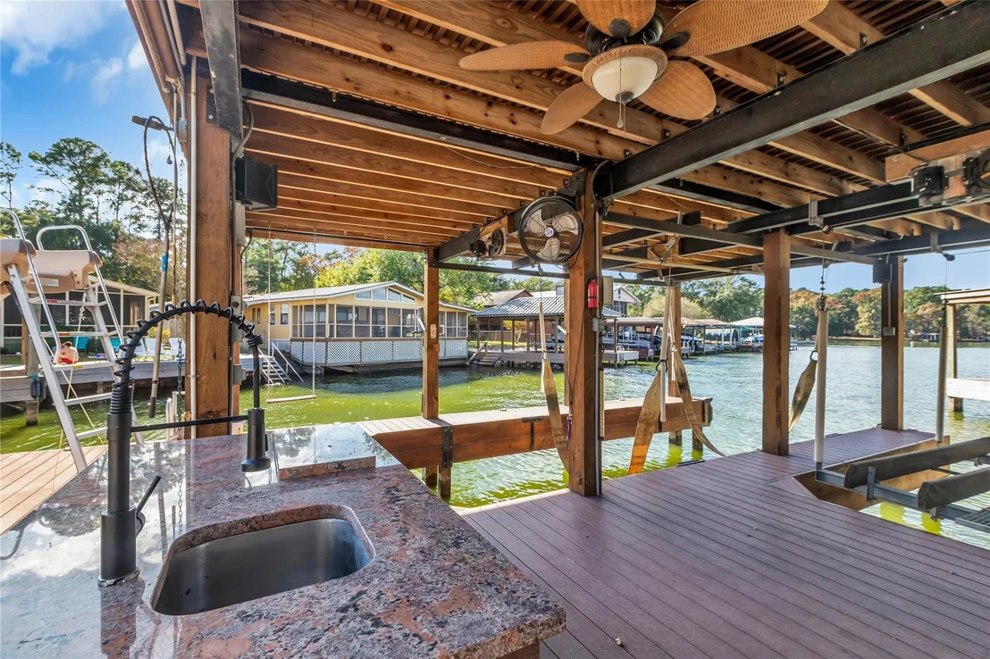 Photo of 14263 Shadow Bay Drive