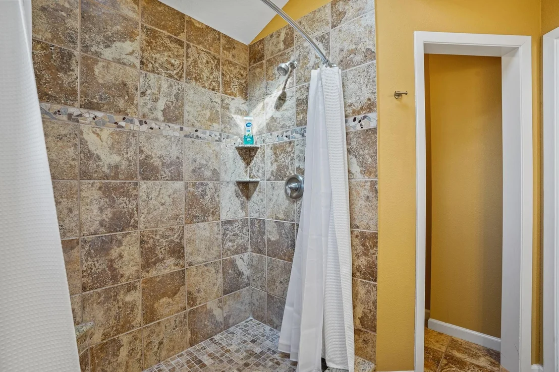 Photo of 16402 Clear Water Circle