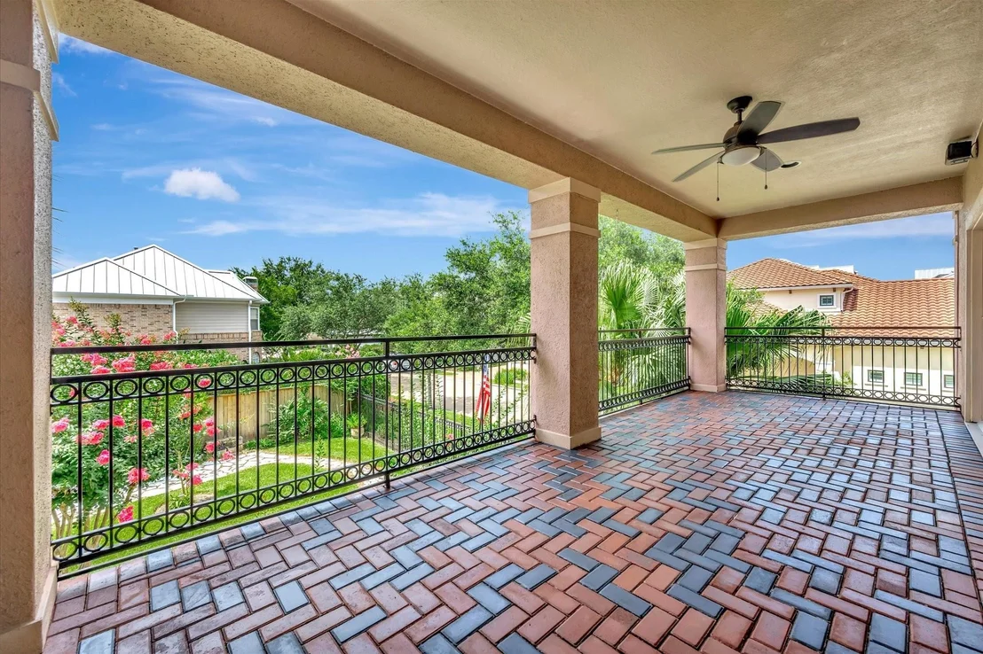 Photo of 604 Harborside Way