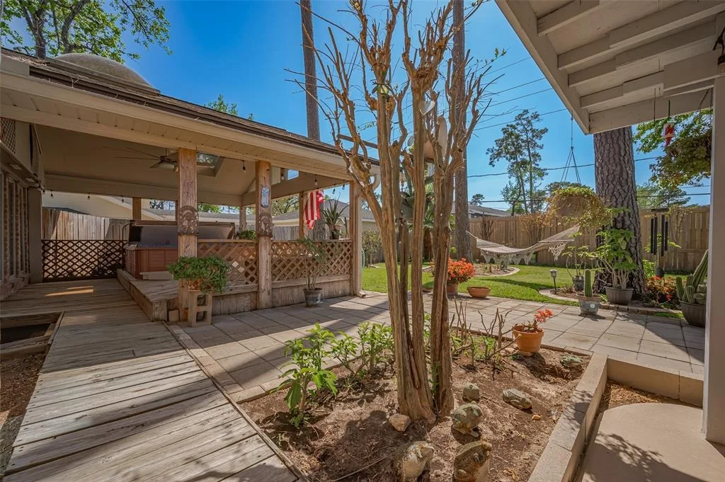 Photo of 16231 Southampton Drive