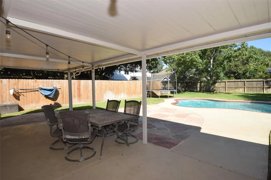 Photo of 5084 Morrison Boulevard