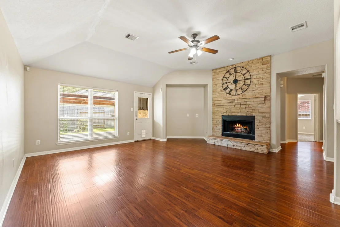 Photo of 922 Spring Source Place