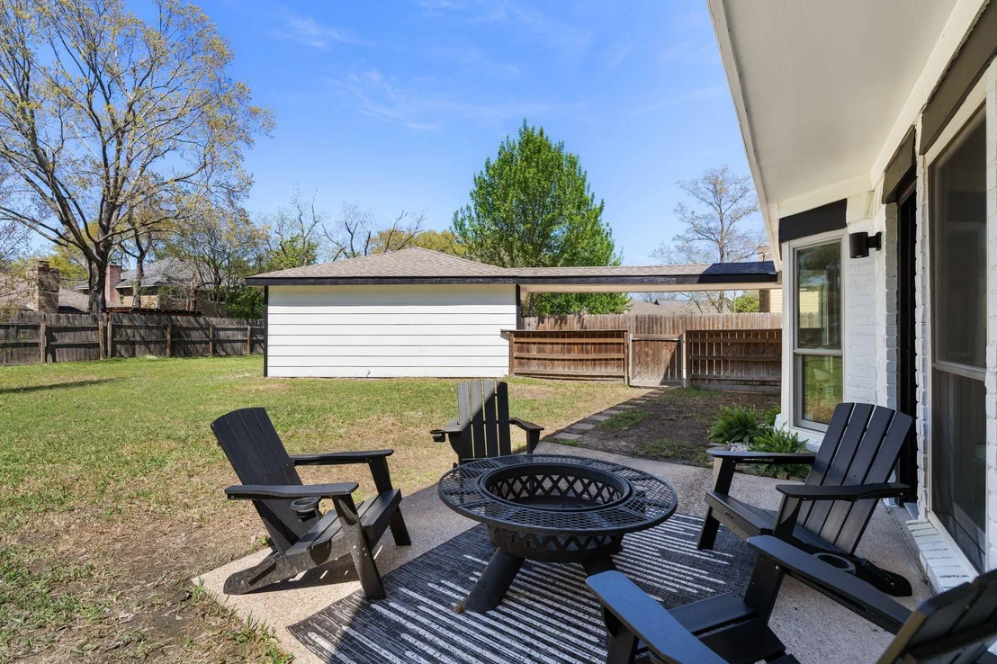 Photo of 6902 Stoney River Drive