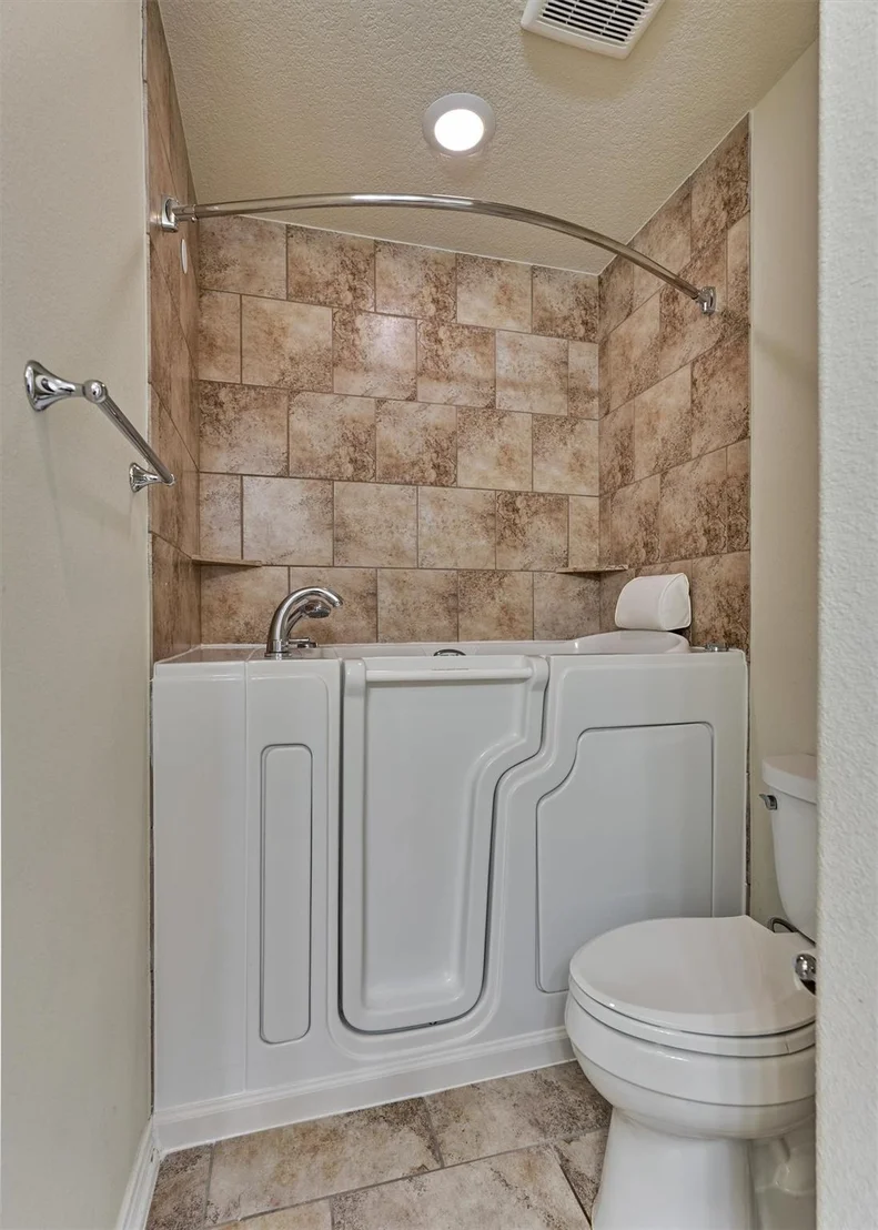 Photo of 15031 Port Circle