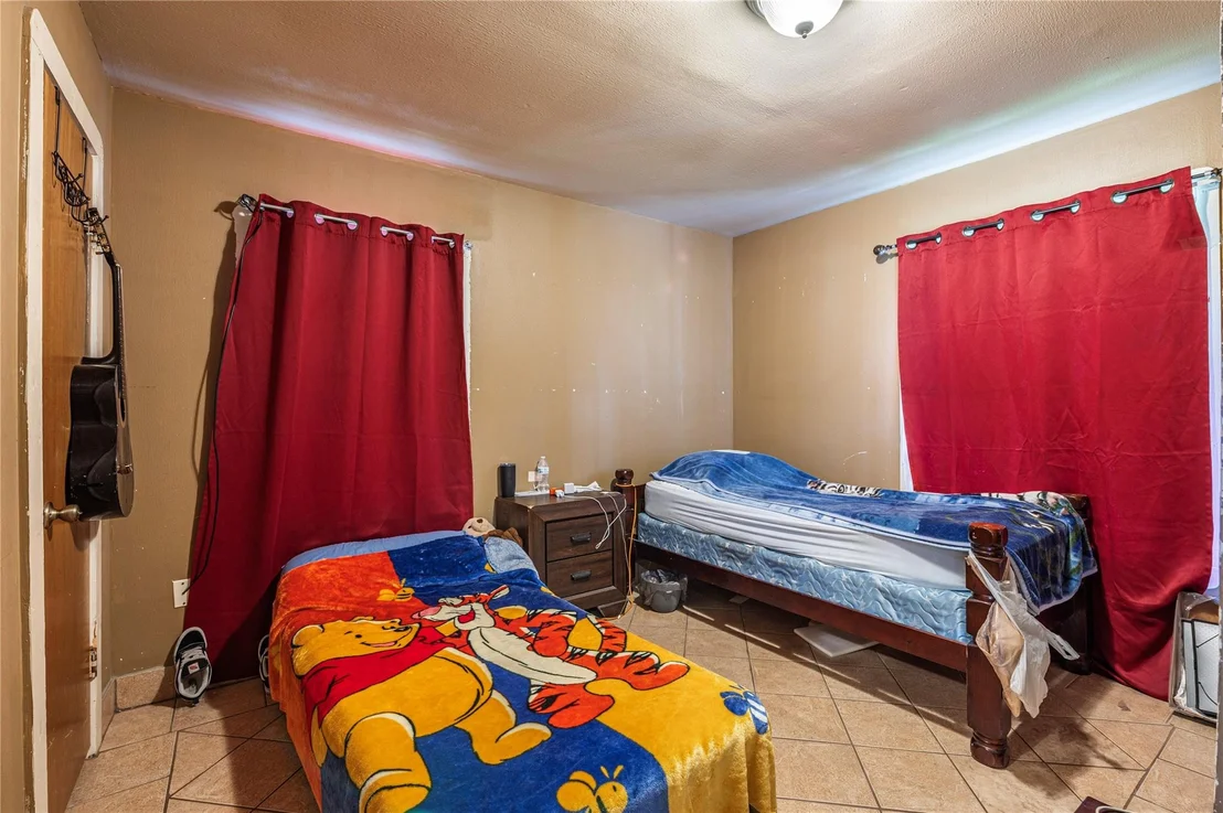 Photo of 4937 Bataan Road