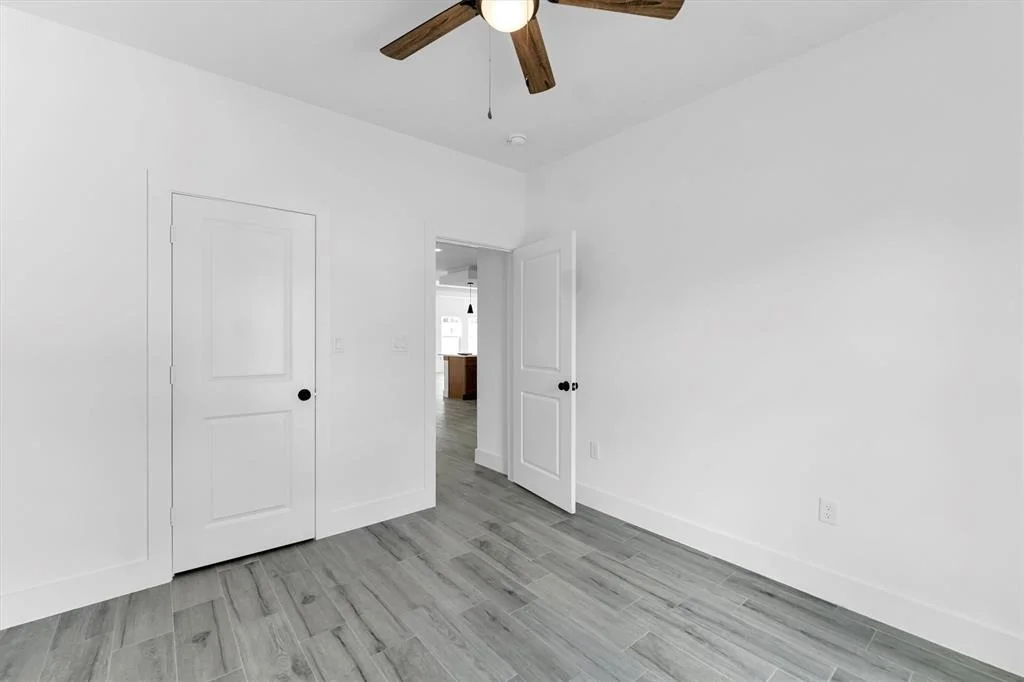 Photo of 1005 Lake View Drive