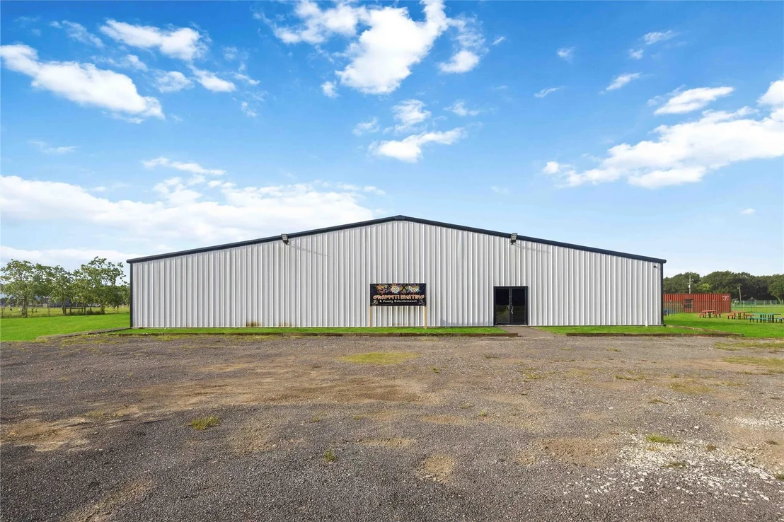 Photo of 1061 County Road 6111