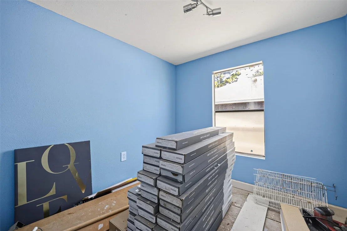 Photo of 1289 Road 5100