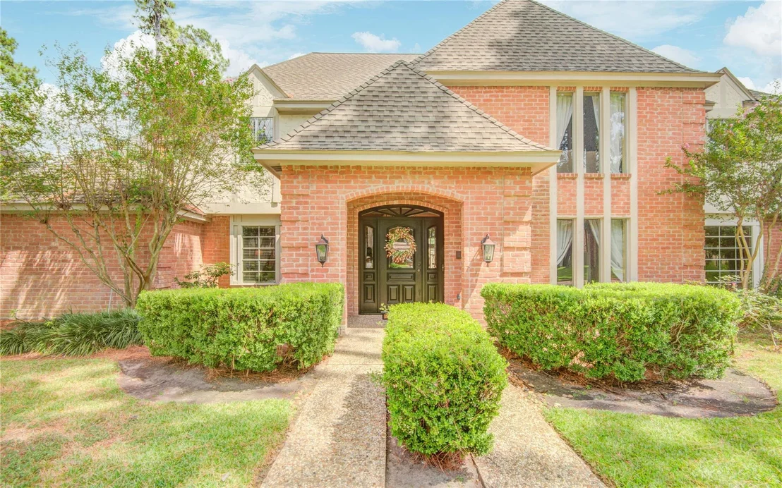 Photo of 15110 Benfer Road