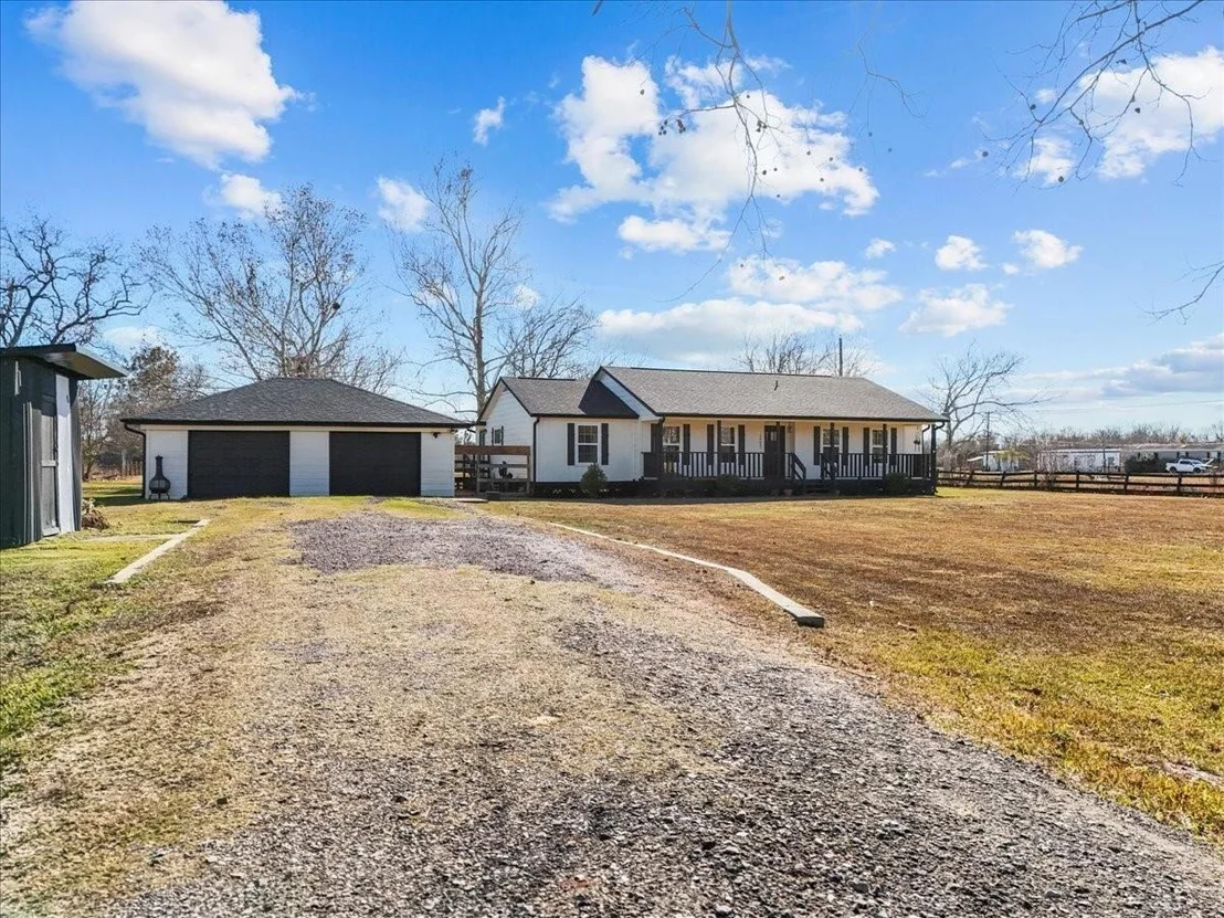 Photo of 14621 Cedar Street