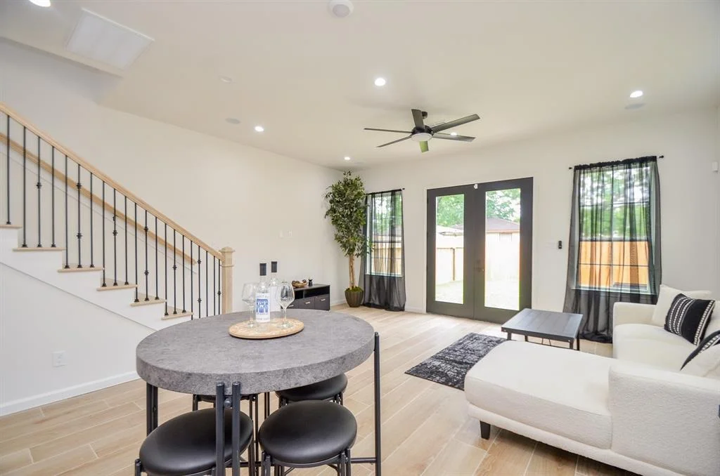 Photo of 7433 Hezekiah Lane