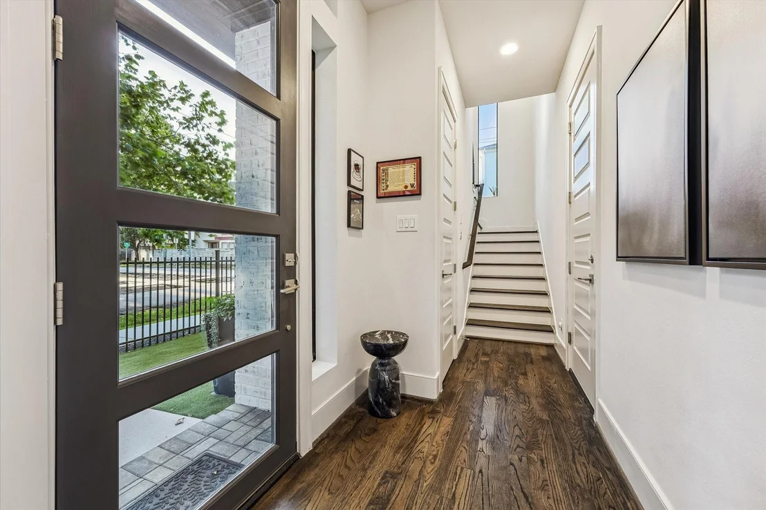 Photo of 520 Knox Street