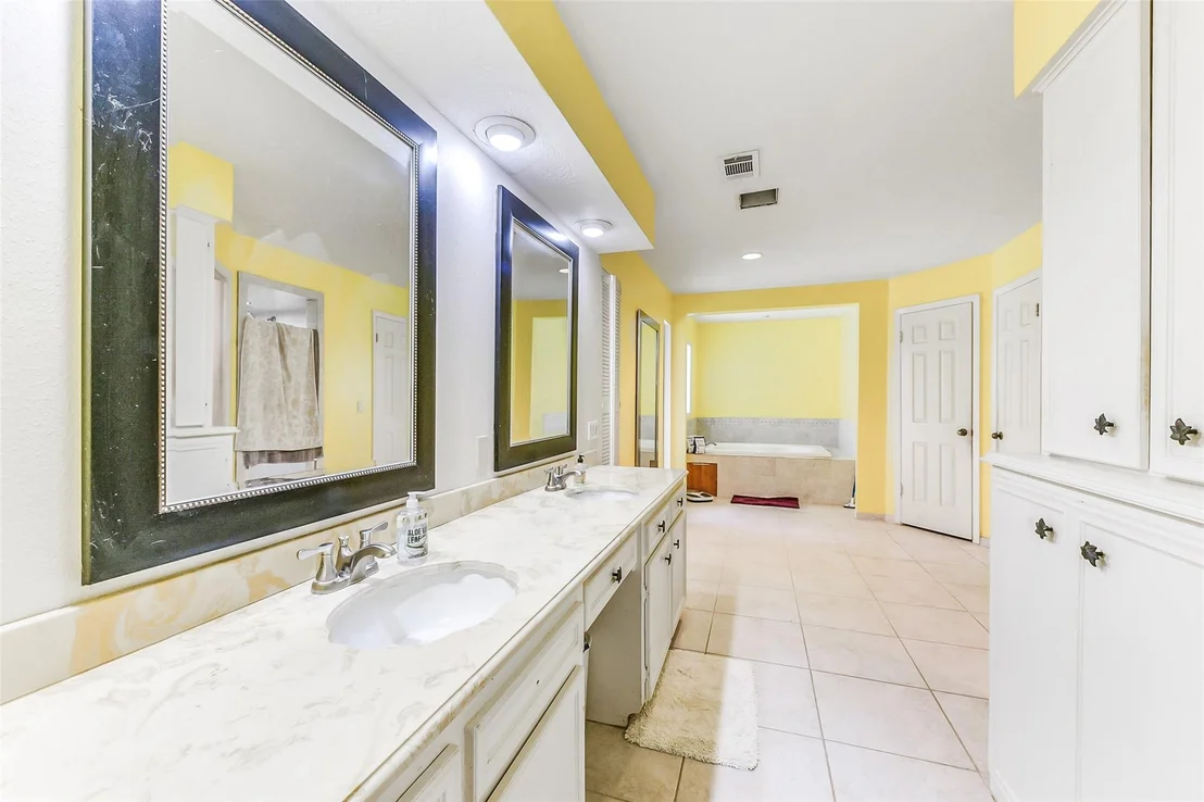 Photo of 716 Evergreen Lane