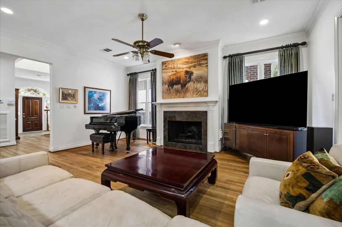 Photo of 231 Sugarberry Circle