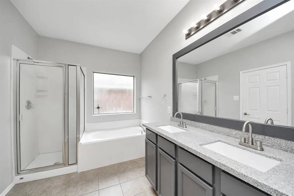 Photo of 10342 Whisper Bluff Drive