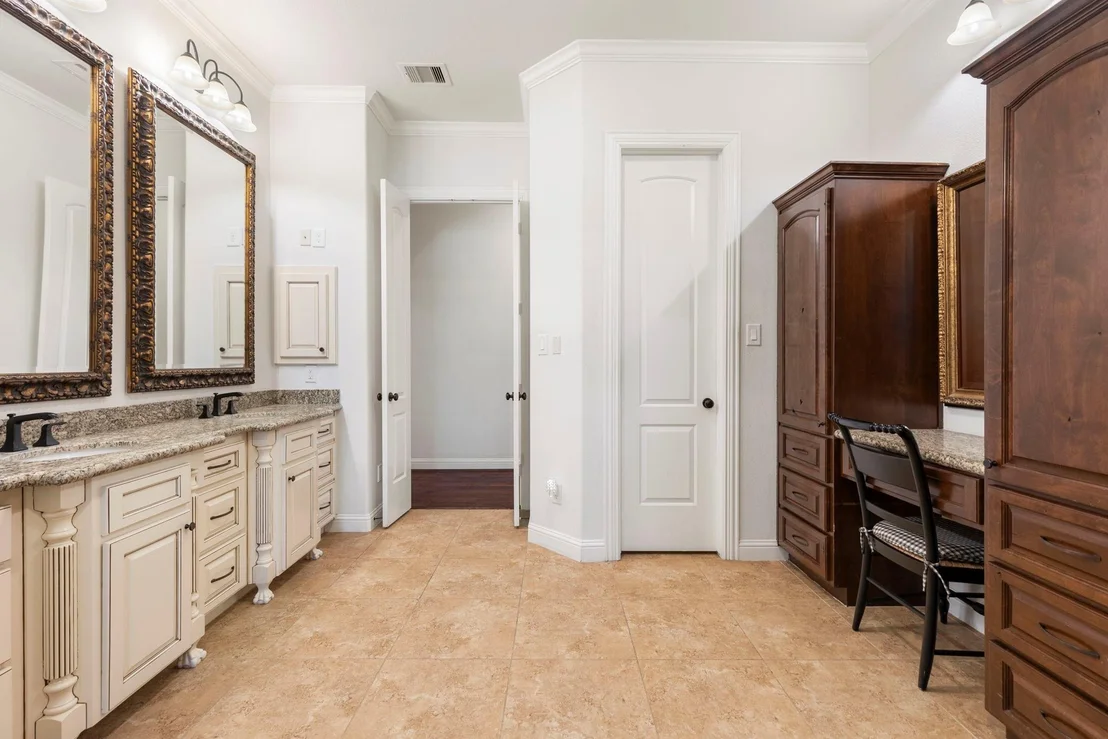 Photo of 27210 Cass Court