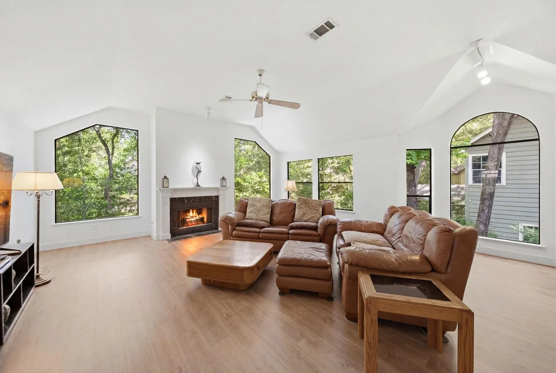 Photo of 135 E Wilde Yaupon