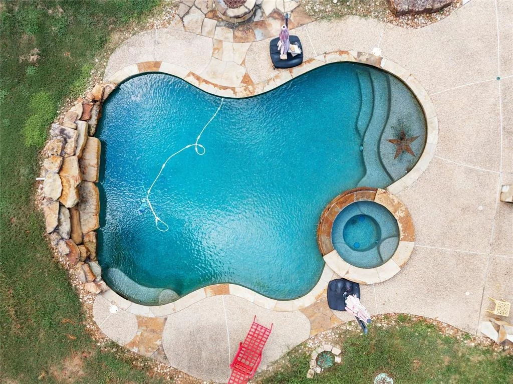 Photo of 906 Mcdaniel Drive