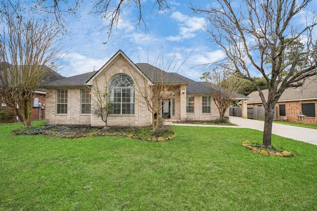 Photo of 11806 Regency Forest Drive