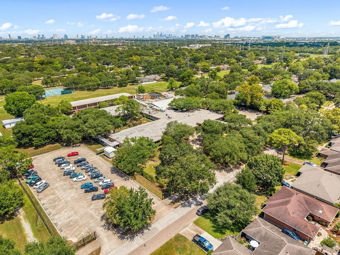 Photo of 4321 Kingfisher Drive