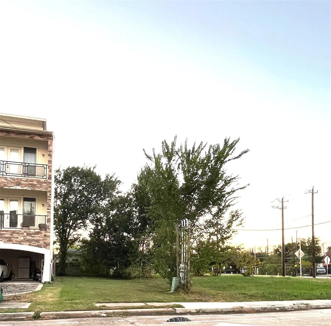 Photo of 1811-A Elysian Street