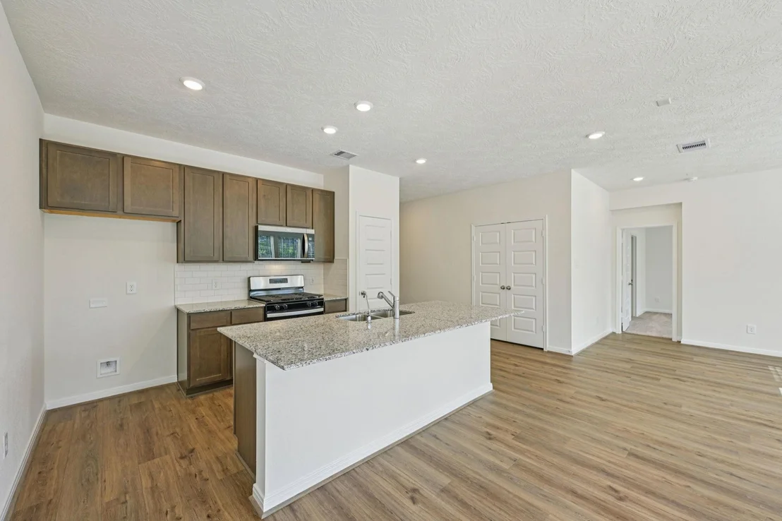 Photo of 4801 Seven Oaks Lane