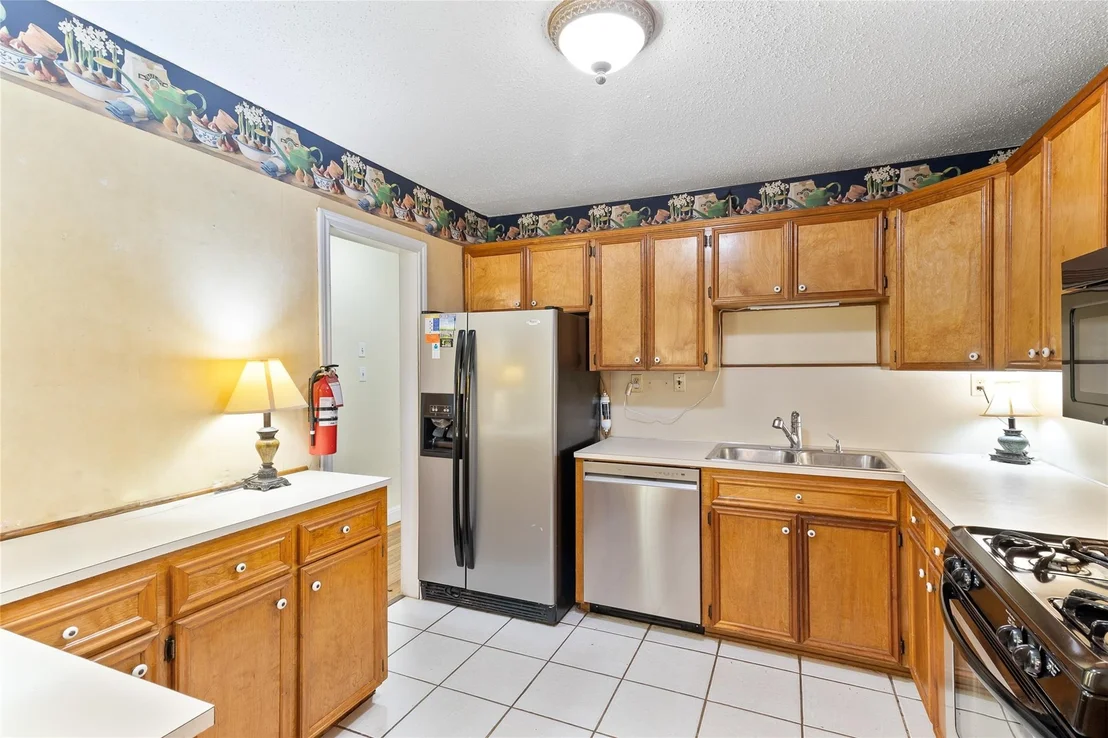Photo of 232 Laurel Street