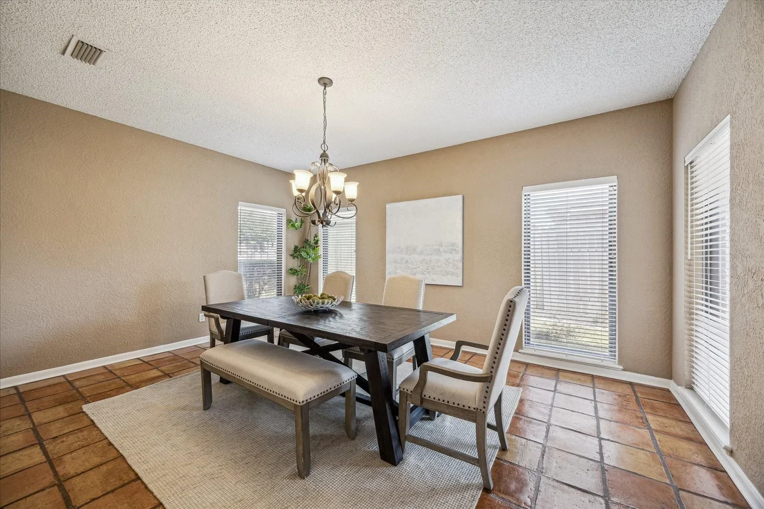 Photo of 85 Crestwood Circle