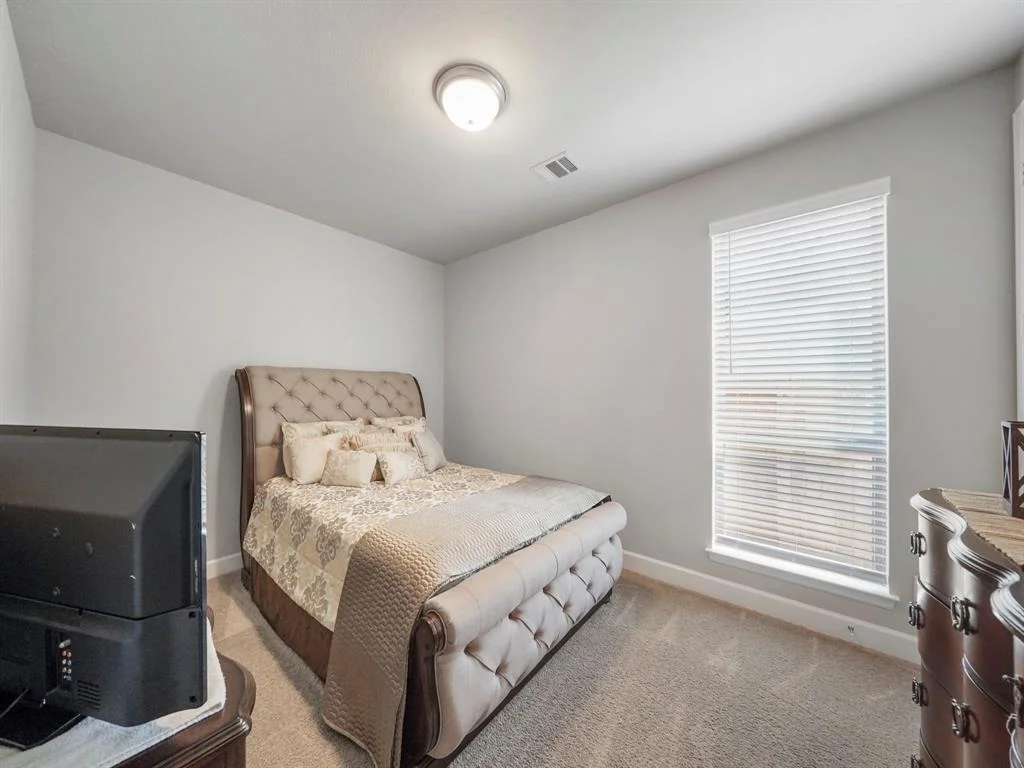 Photo of 28907 Creekside Bend Drive