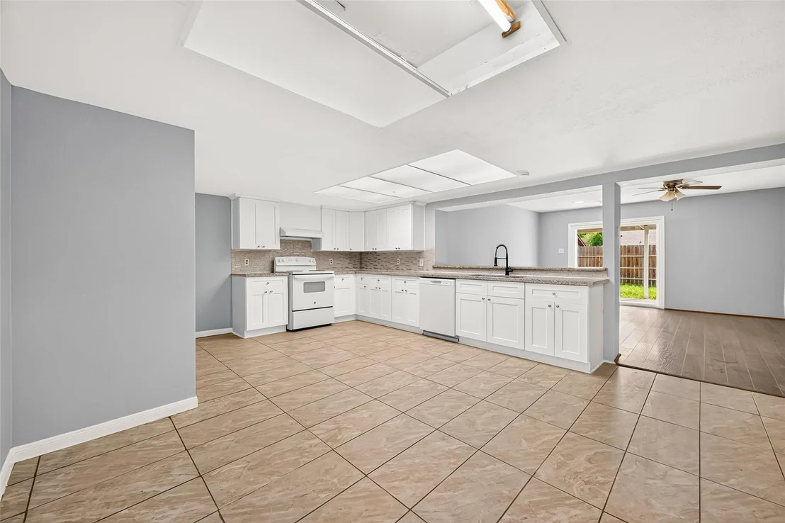 Photo of 5110 Lerwick Drive
