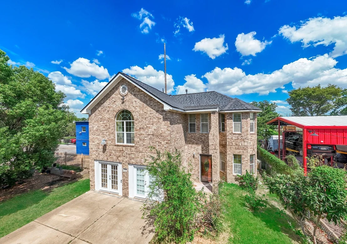 Photo of 3427 Federal Road