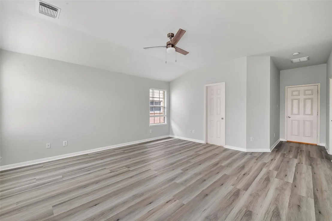 Photo of 3014 Crestbrook Bend Lane