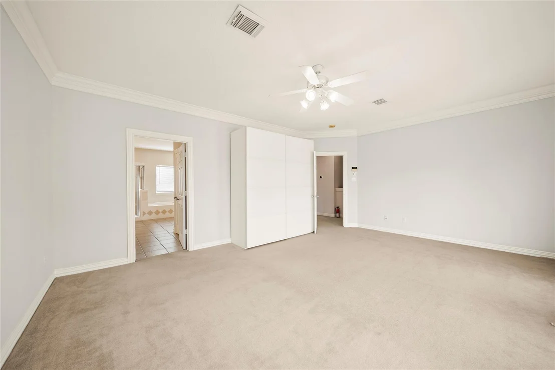 Photo of 6111 Windwater Pointe