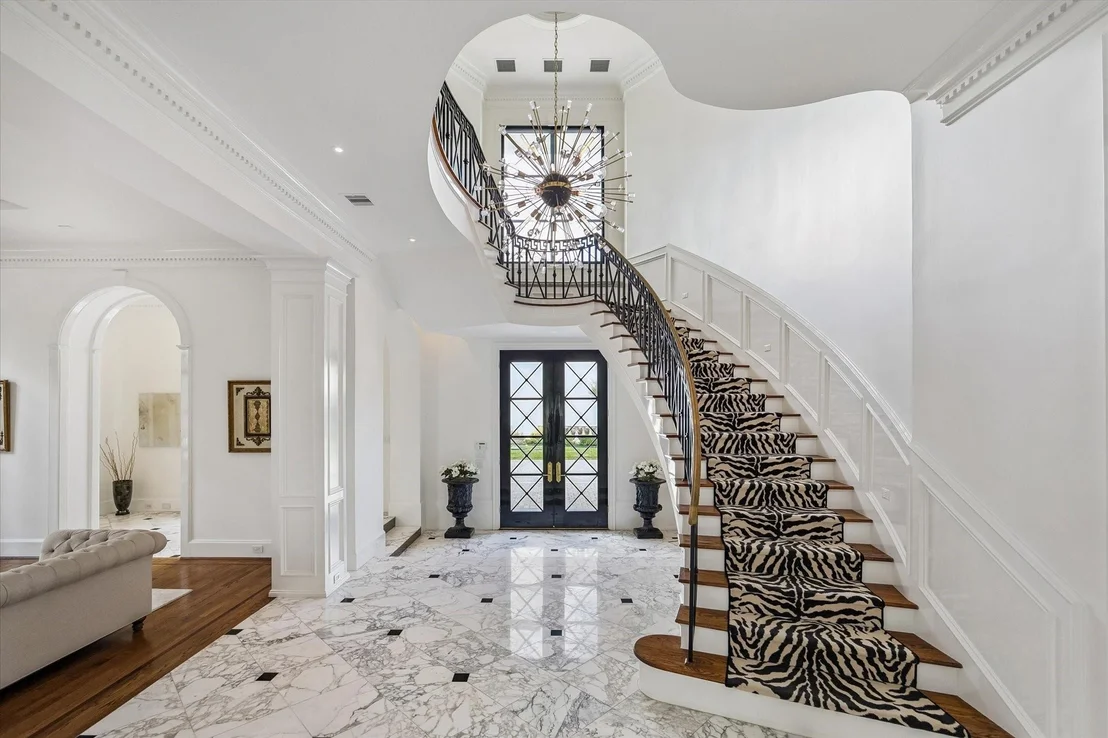 Photo of 24 Crestwood Drive