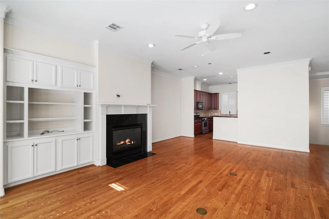 Photo of 2150 Bancroft Street